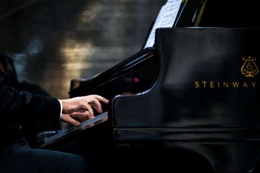 Students of Péter Kiss and Ádám Balogh