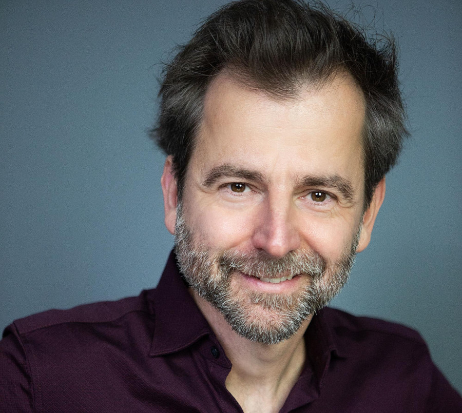 Hatszemközt Grecsó Krisztiánnal